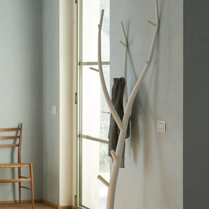 BRANCH - Portemanteau mural sculptural en acier (4)