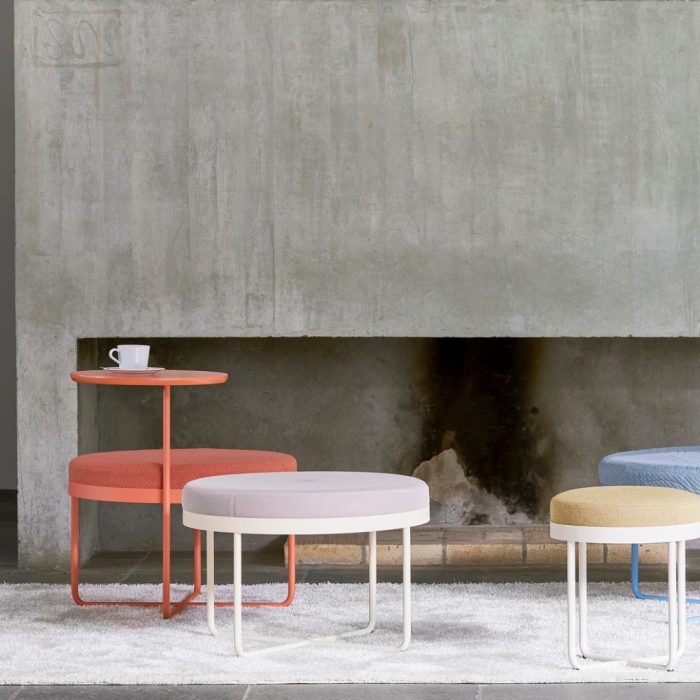 Poufs tabourets bancs design salle d'attente collection KALI 2