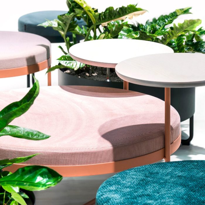 Poufs tabourets bancs design salle d'attente collection KALI 4