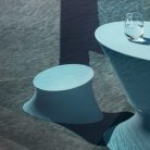 AVA – Table & tabouret lounge outdoor en Poleasy® pour espaces détente ou restauration (3)