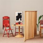 BUND – Chaise pliante en bois naturel pour espaces polyvalents (2)