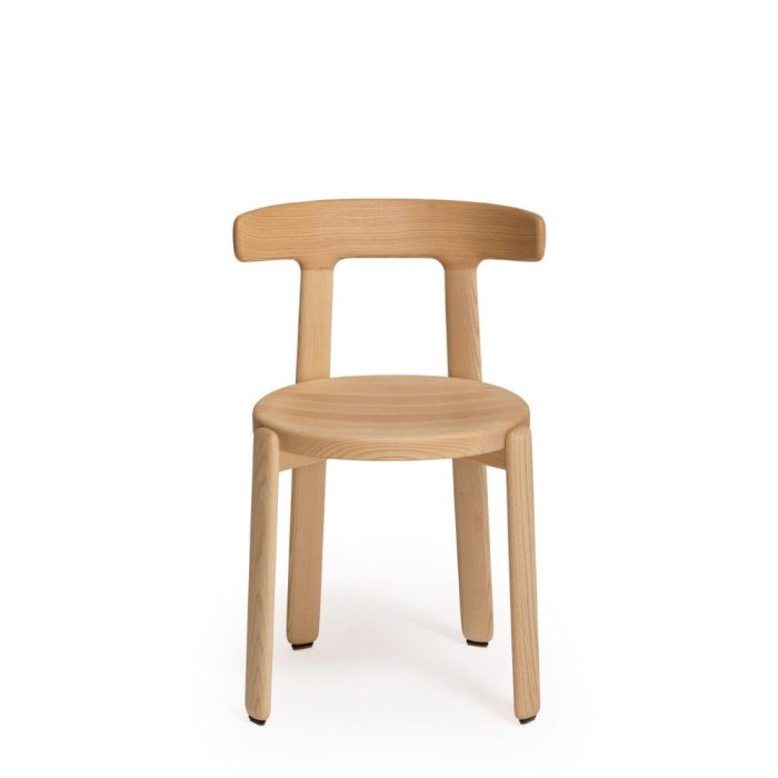 CORONA - Chaise en frêne - élégance chaleureuse et design graphique pour espaces professionnels (3) CORONA - Chaise en frêne - élégance chaleureuse et design graphique pour espaces professionnels (3)
