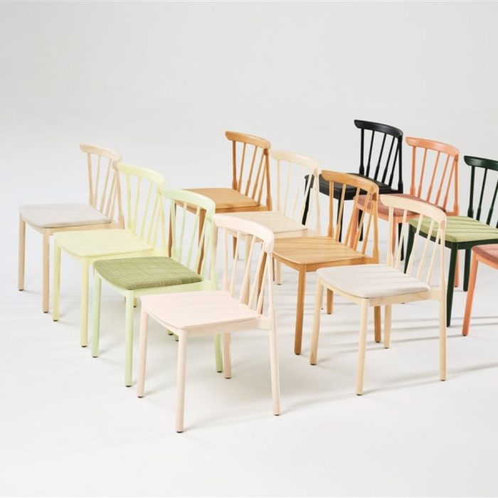 Chaise TUDELA – Tradition & robustesse en bois massif pour restaurants et salles d'attente (11) Chaise TUDELA – Tradition & robustesse en bois massif pour restaurants et salles d'attente (11)