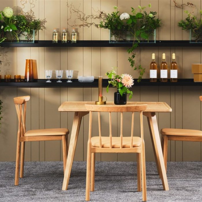 Chaise TUDELA – Tradition & robustesse en bois massif pour restaurants et salles d'attente (17) Chaise TUDELA – Tradition & robustesse en bois massif pour restaurants et salles d'attente (17)