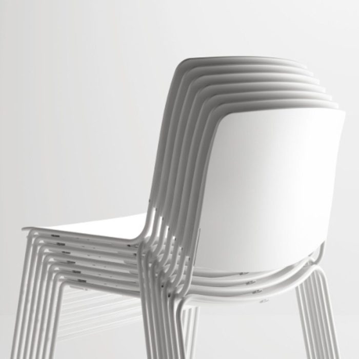 DERBY – Chaise empilable polyvalente pour collectivités, séminaires et espaces publics (6) DERBY – Chaise empilable polyvalente pour collectivités, séminaires et espaces publics (6)