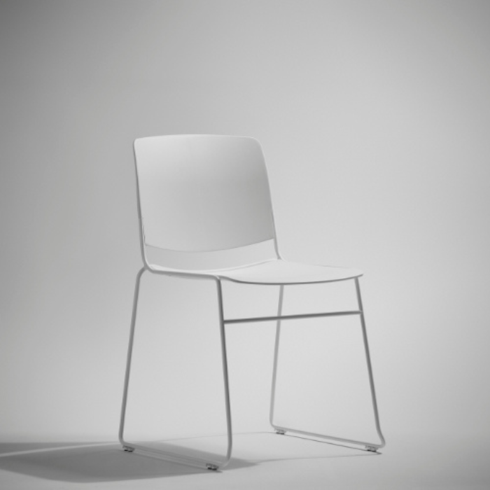 DERBY – Chaise empilable polyvalente pour collectivités, séminaires et espaces publics (9) DERBY – Chaise empilable polyvalente pour collectivités, séminaires et espaces publics (9)