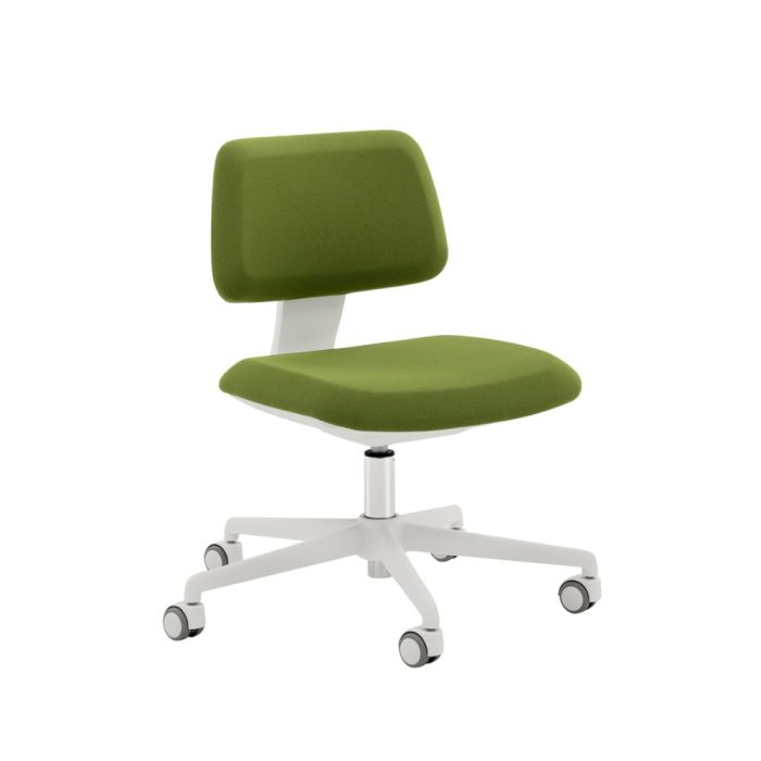 EAST – Chaises polyvalentes modernes & design innovant pour bureaux & espaces collectifs (6) EAST – Chaises polyvalentes modernes & design innovant pour bureaux & espaces collectifs (6)