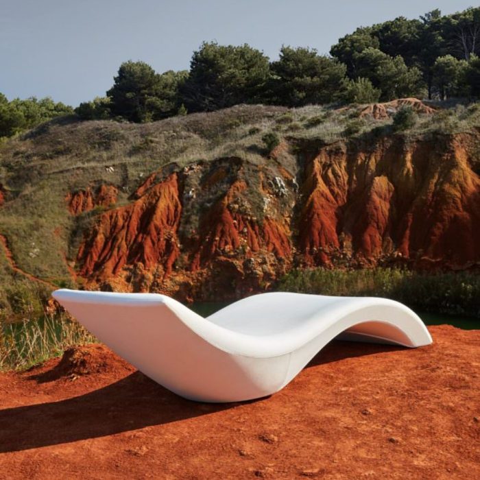 ELODIE – Bain de soleil outdoor design aux courbes douces et sculpturales (1) ELODIE – Bain de soleil outdoor design aux courbes douces et sculpturales (1)