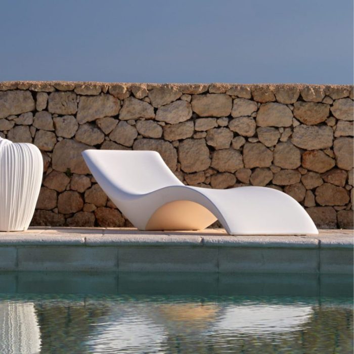ELODIE – Bain de soleil outdoor design aux courbes douces et sculpturales (20) ELODIE – Bain de soleil outdoor design aux courbes douces et sculpturales (20)