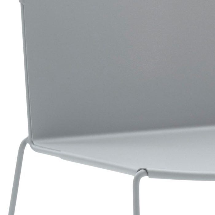GALANT – Chaise en métal monocoque résistante et design épuré pour intérieur et extérieur (2) GALANT – Chaise en métal monocoque résistante et design épuré pour intérieur et extérieur (2)