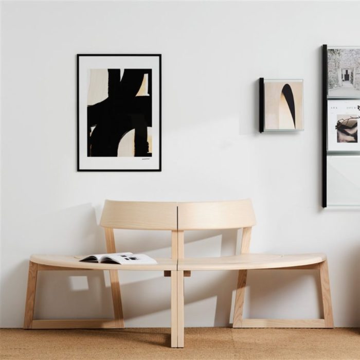 HÜGAWOOD – Banquette modulaire en bois pour salles d’attente, halls et espaces publics (14) HÜGAWOOD – Banquette modulaire en bois pour salles d’attente, halls et espaces publics (14)