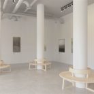HÜGAWOOD – Banquette modulaire en bois pour salles d’attente, halls et espaces publics (17)