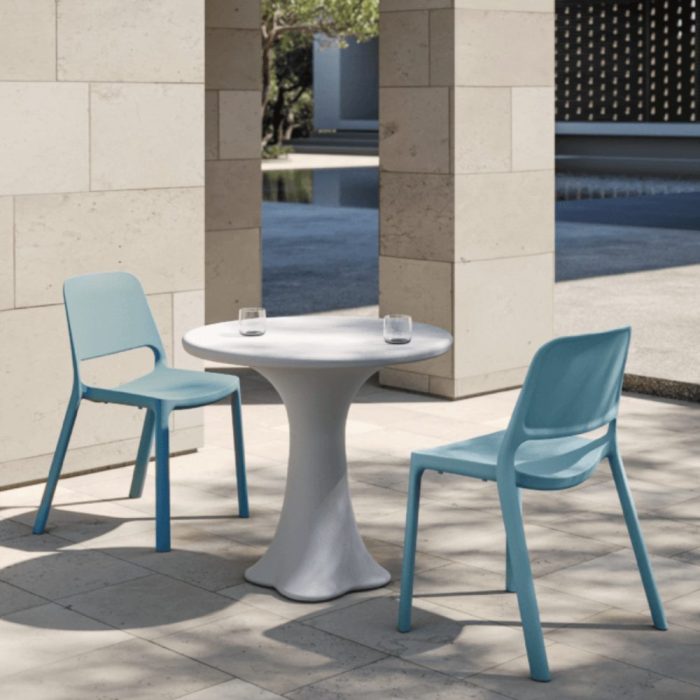 LAGOS – Chaise et tabouret outdoor en polypropylène pour restauration ou terrasse professionnelle (3)