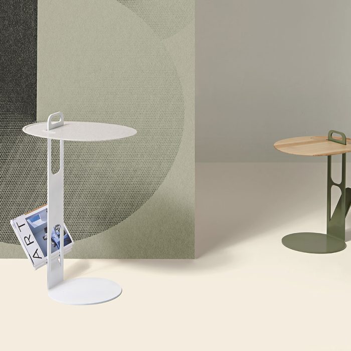 Le 1970 – Table basse ou table de service design en frêne massif ou HPL avec rangement intégré (1) Le 1970 – Table basse ou table de service design en frêne massif ou HPL avec rangement intégré (1)