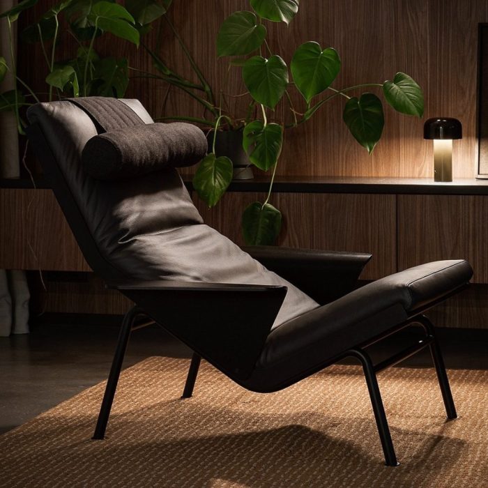 MORRISSON – fauteuil design alliant structure métallique apparente et confort enveloppant (2)
