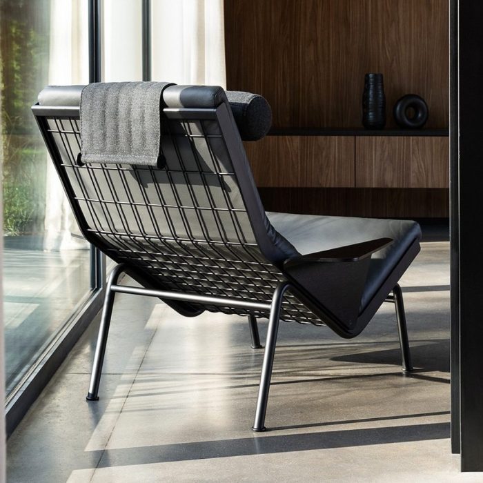 MORRISSON – fauteuil design alliant structure métallique apparente et confort enveloppant (7)