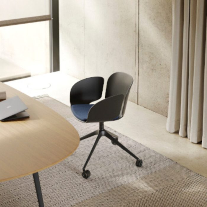 STOKE – Chaise empilable au design accueillant, idéale pour les espaces de travail et d’hospitalité (8)